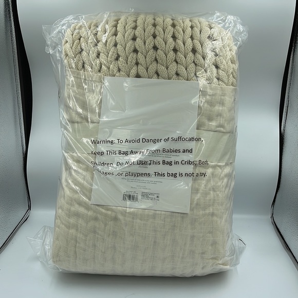 Casaluna Bedding Casaluna Oversized Chunky Hand Knit Decorative Bed